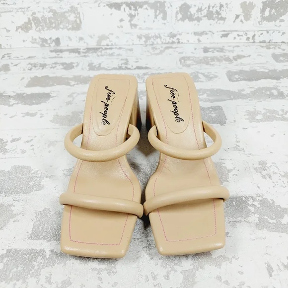 NEW Free People Straps Cream Tan Leather Slip on Block Heel Sandals W647 - Picture 3 of 16